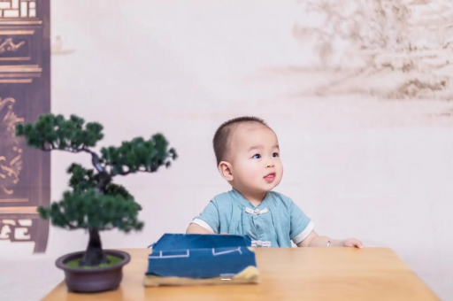 湖南二个月宝宝做哪些训练