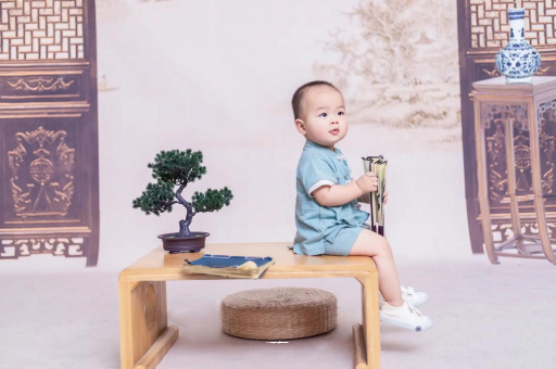 湖南宝宝几个月笑出声